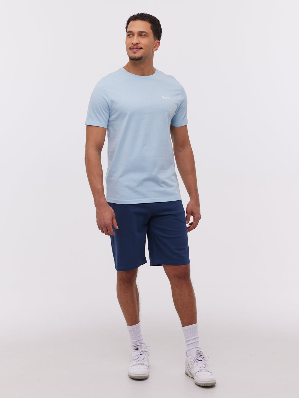 Kadita t-shirt à emblème et shorts (paquet de 4)