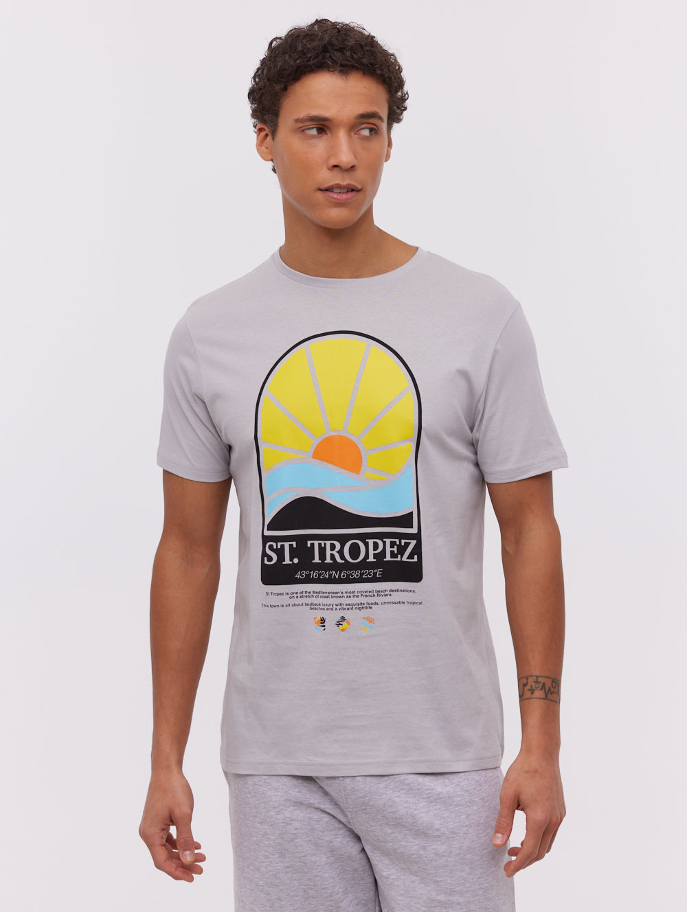Vetral t-shirt graphique et shorts (paquet de 4)