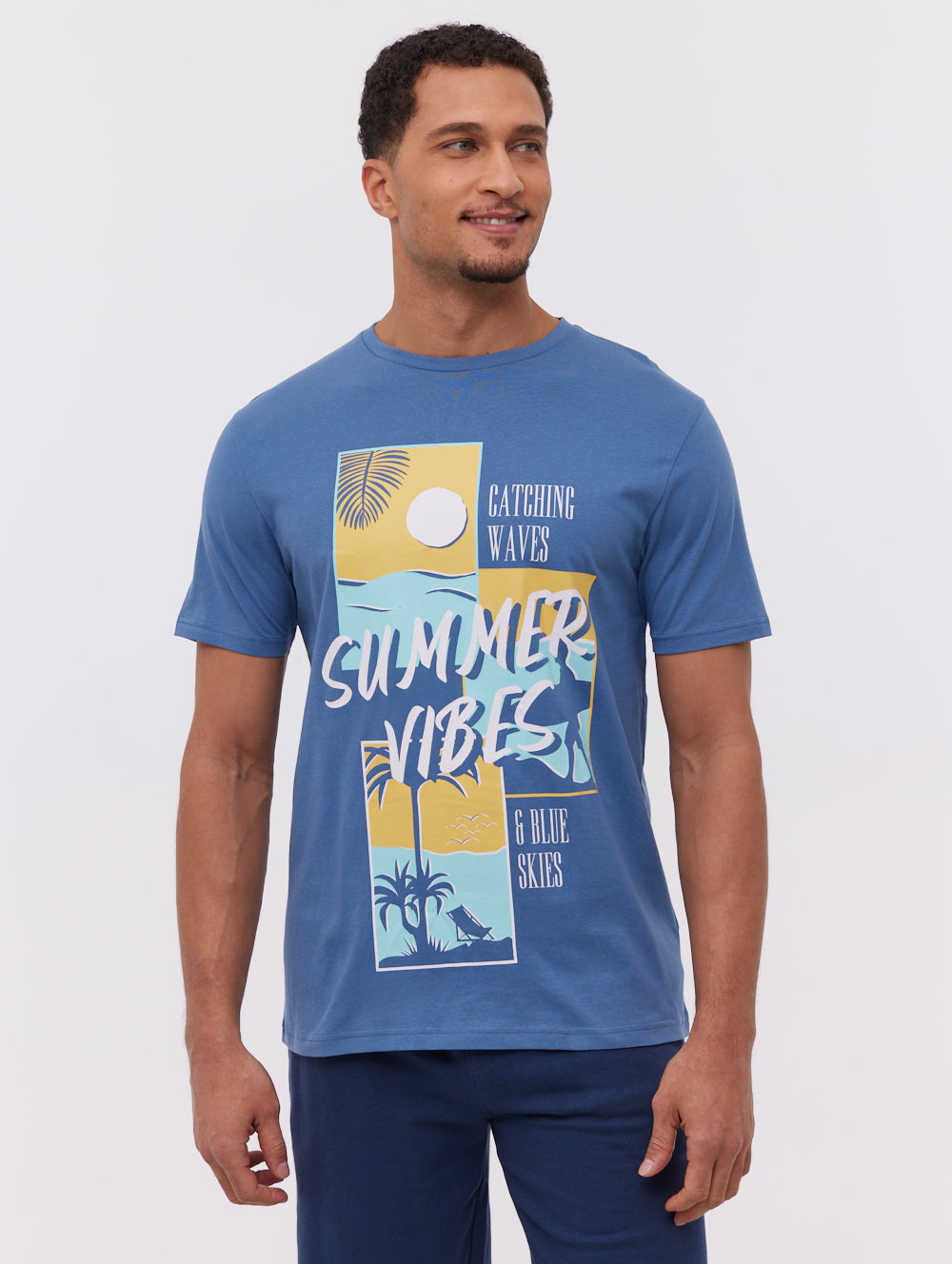 Baveri t-shirt graphique et shorts (paquet de 4)