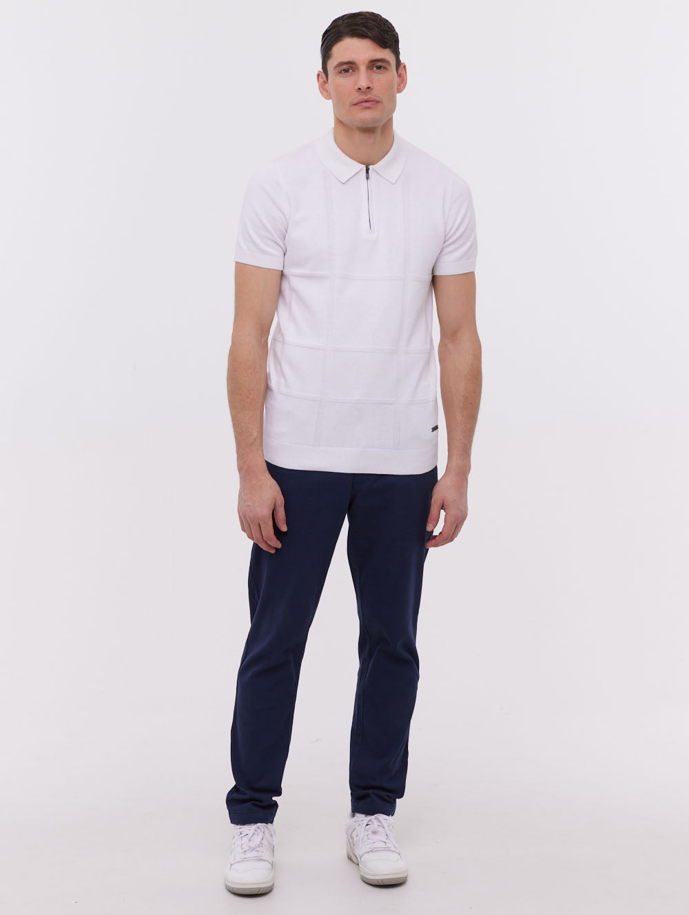 Pantalon chino 5 poches en sergé