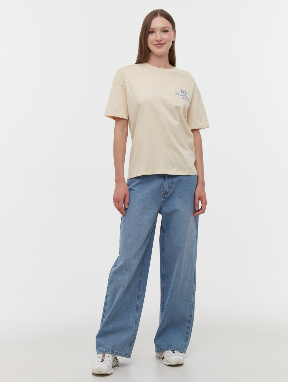 Taja t-shirt graphique avec script