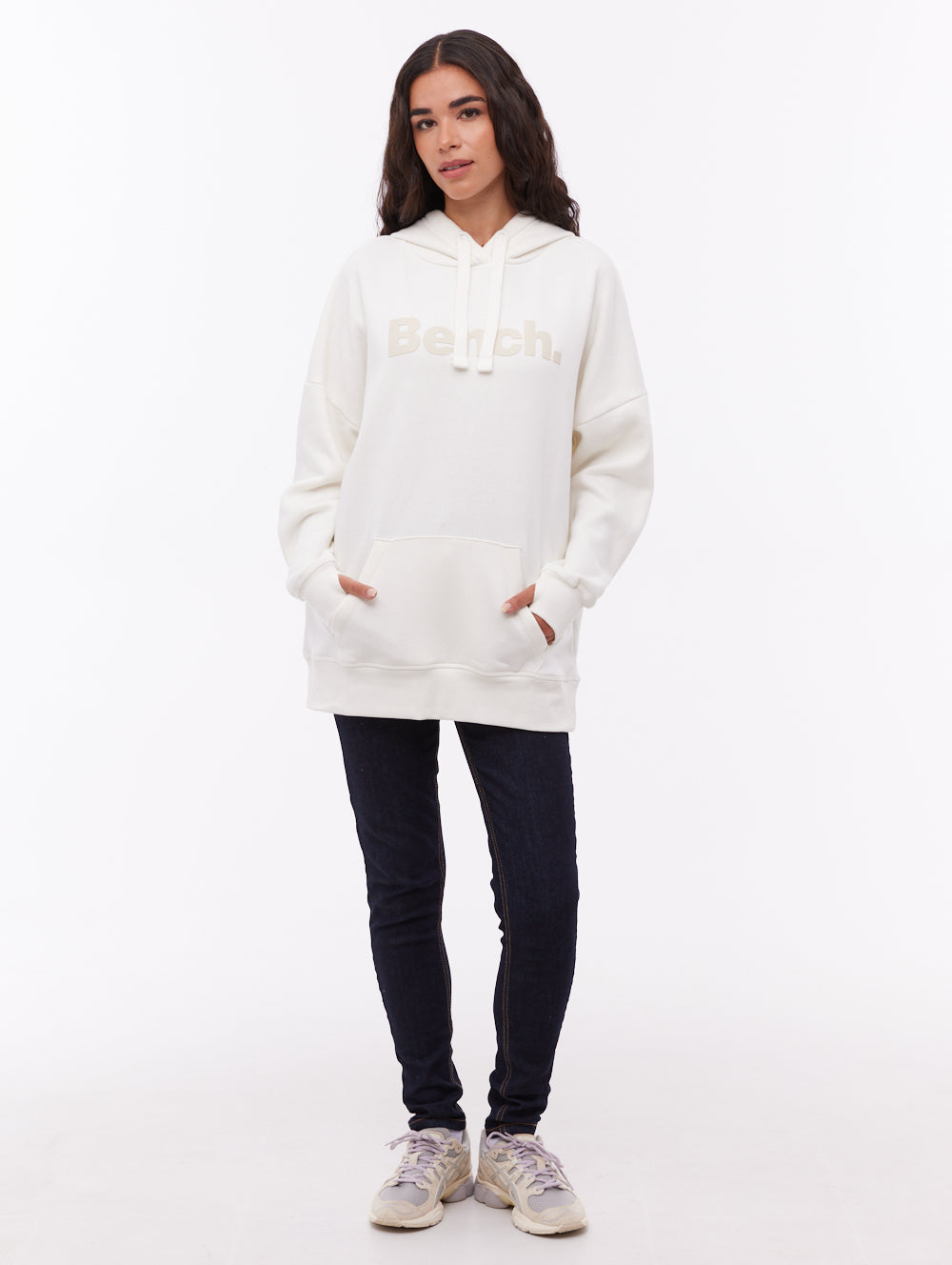 Linra White WH007 Hoodies Oversized Logo Shot 2