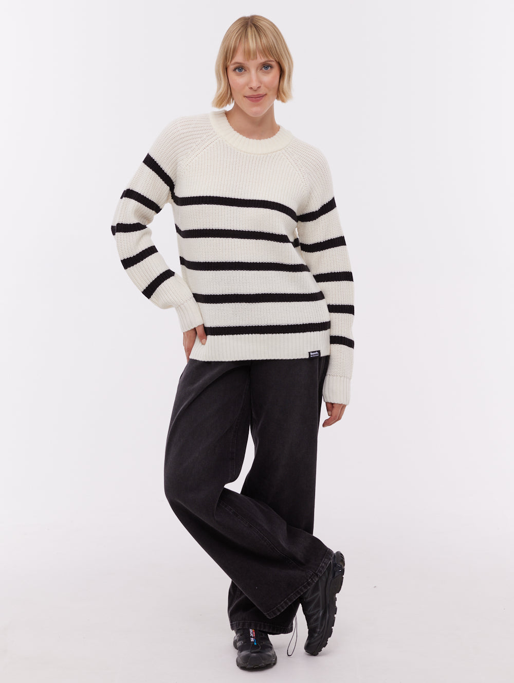 Lourine White WH007 Knit Crews Striped Shot 2