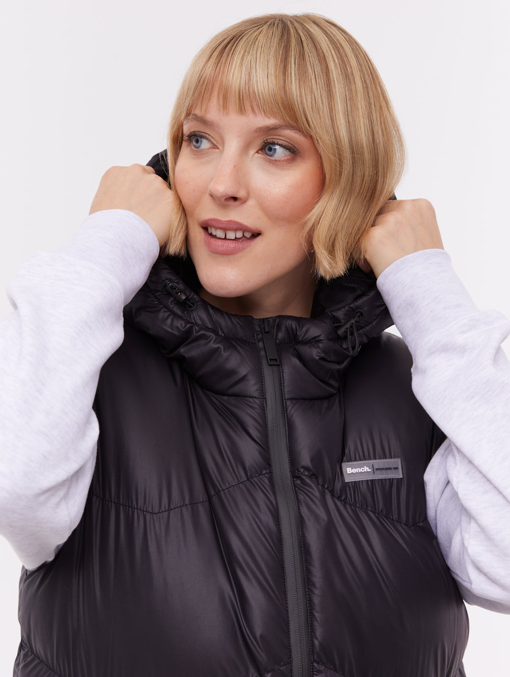 Saz veste longue sans manches à capuchon - Noir