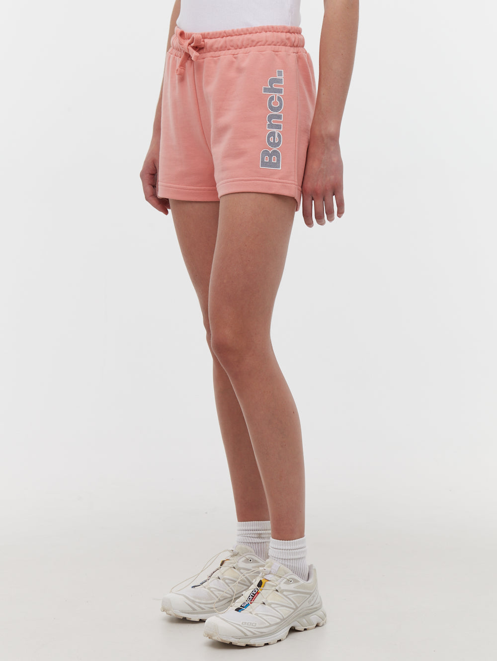 Phoebe short jogger avec logo à la hanche