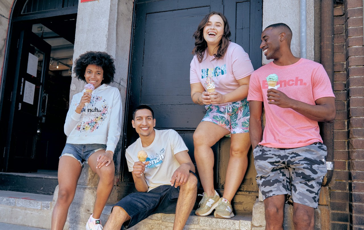 5 Ways to Style a Graphic Tee