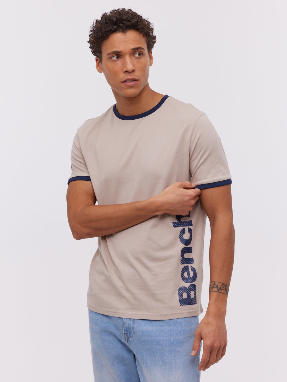 Kansi t-shirt graphique assorti (paquet de 5)