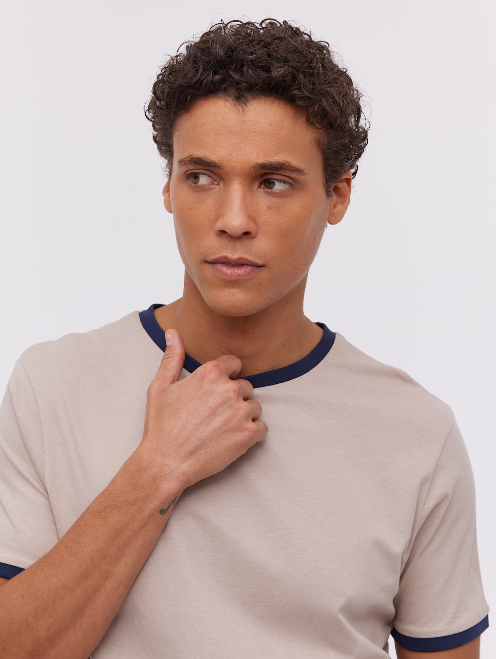 Kansi t-shirt graphique assorti (paquet de 5)