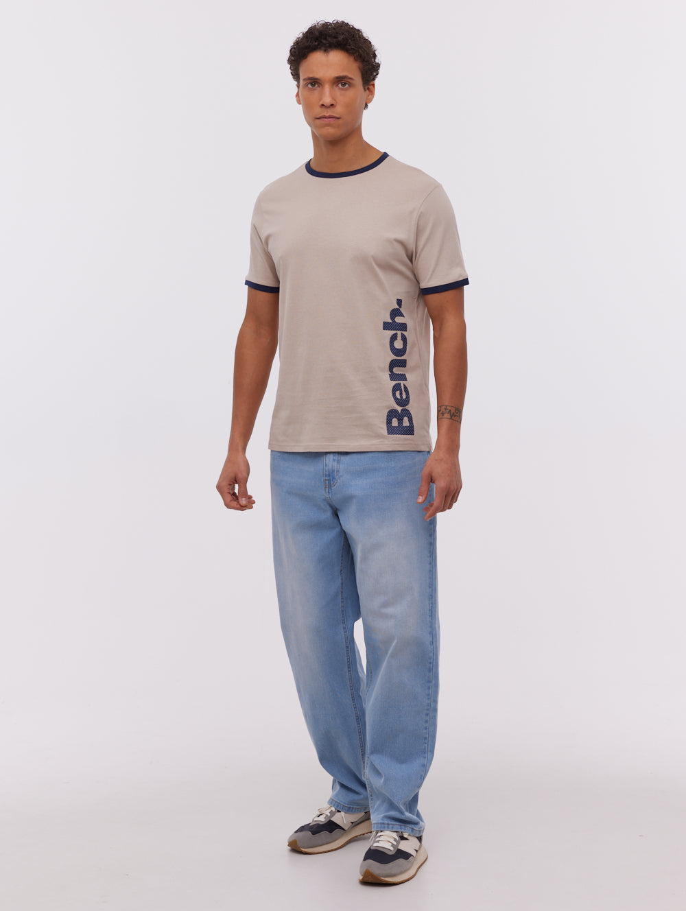 Kansi t-shirt graphique assorti (paquet de 5)