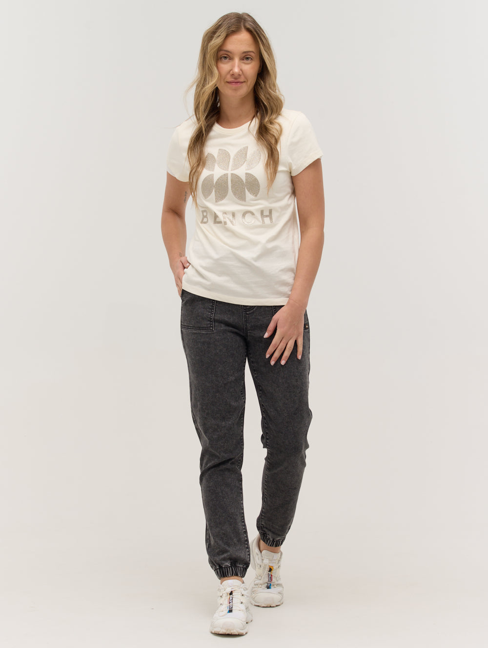 JETTE Black Bottoms Jogger Pant Shot 5