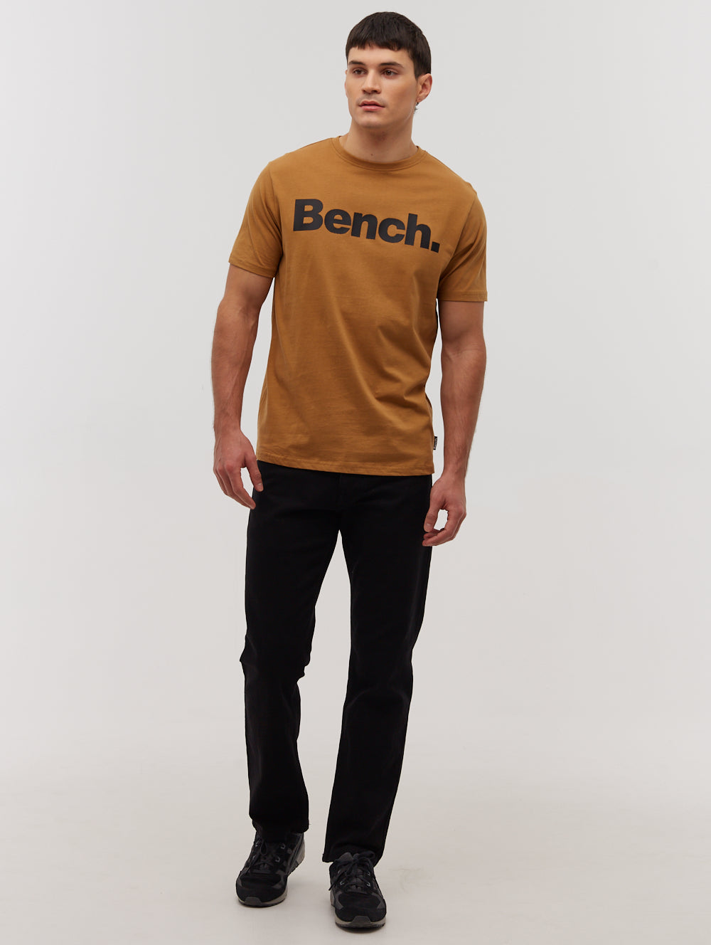 LEANDRO SPOTS Brown Tees SS Logo Shot 5