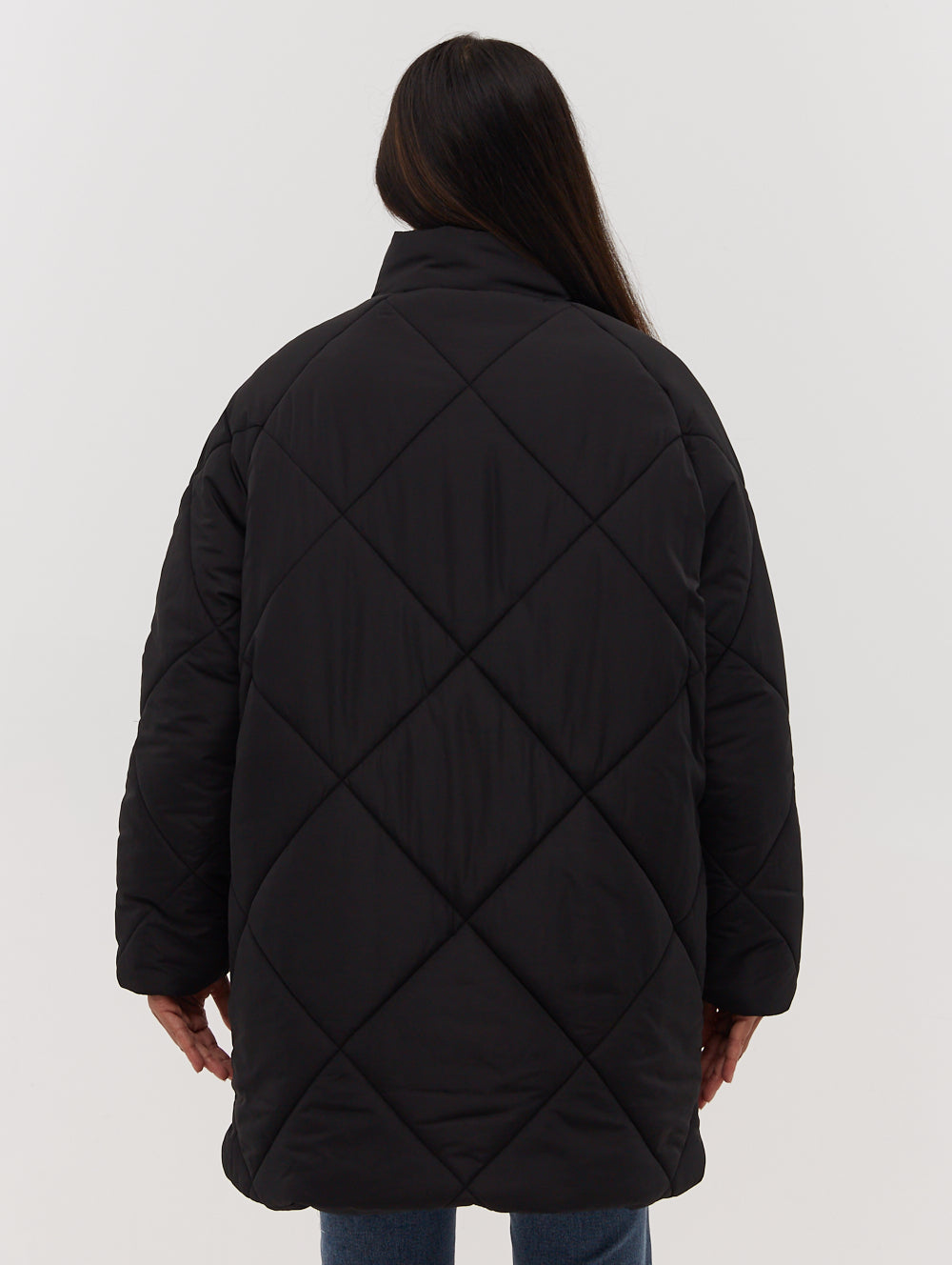 YARAH Black Outerwear Jackets  Shot 4